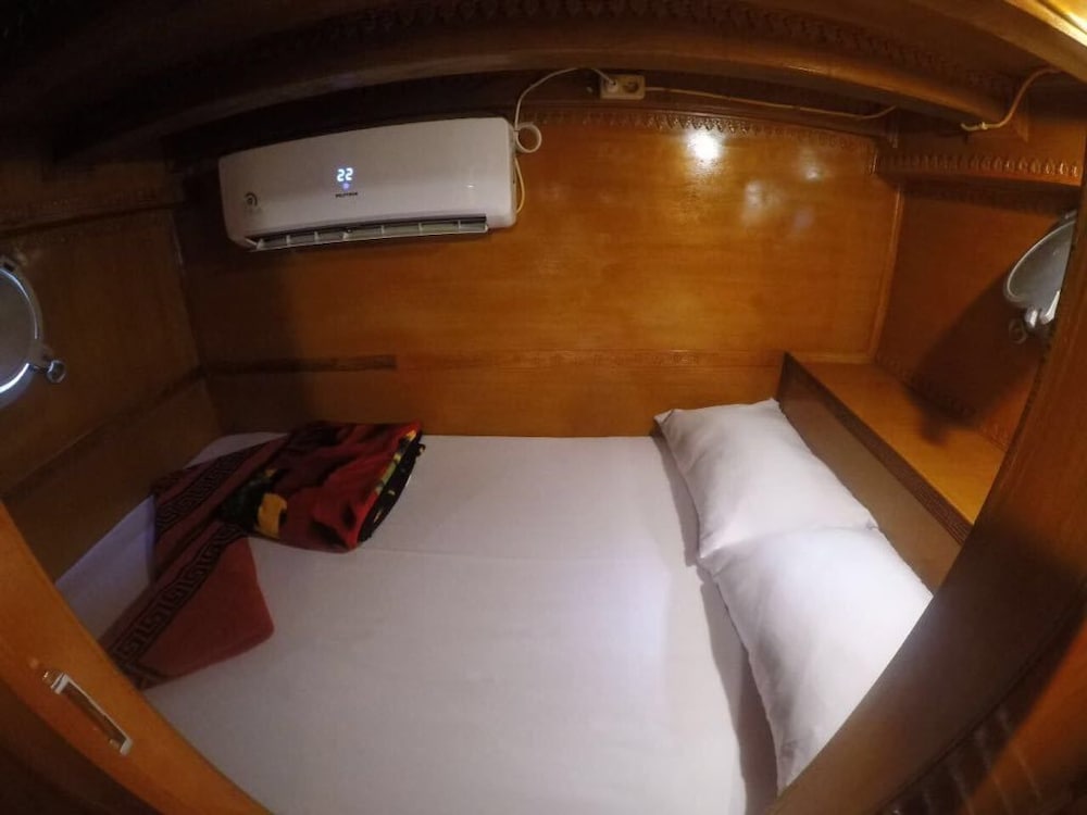 Luxury Cabin photo 1