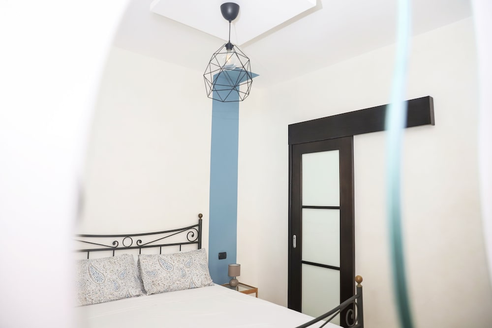 Apartment, Balcony