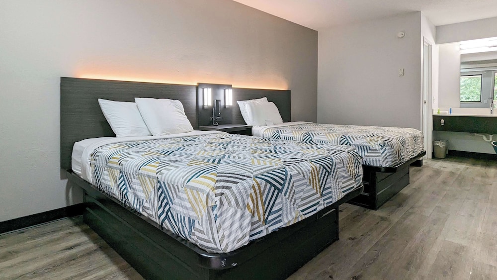 Deluxe Room, 2 Double Beds, Non Smoking photo 1