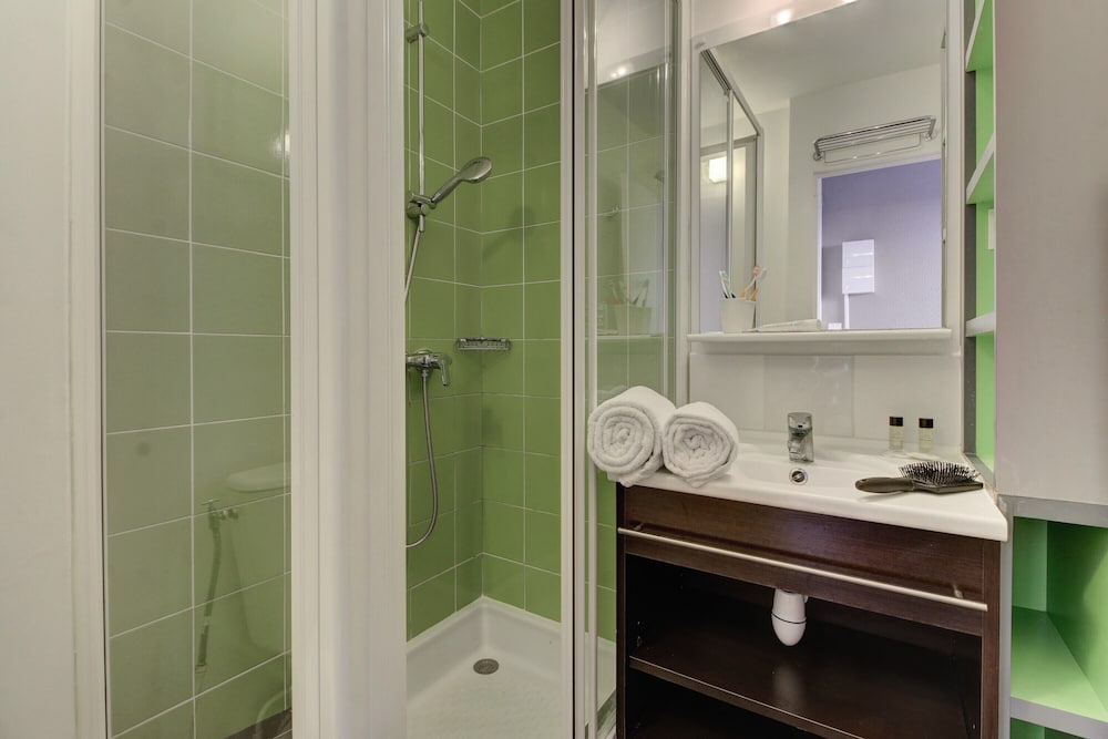 Classic Triple Room, 1 Bedroom, Balcony photo 2