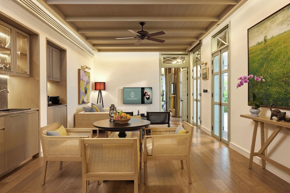Villa Cagney 1 Bedroom - Canary Suite - King - Photo 9