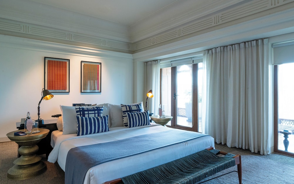 India Room photo 1