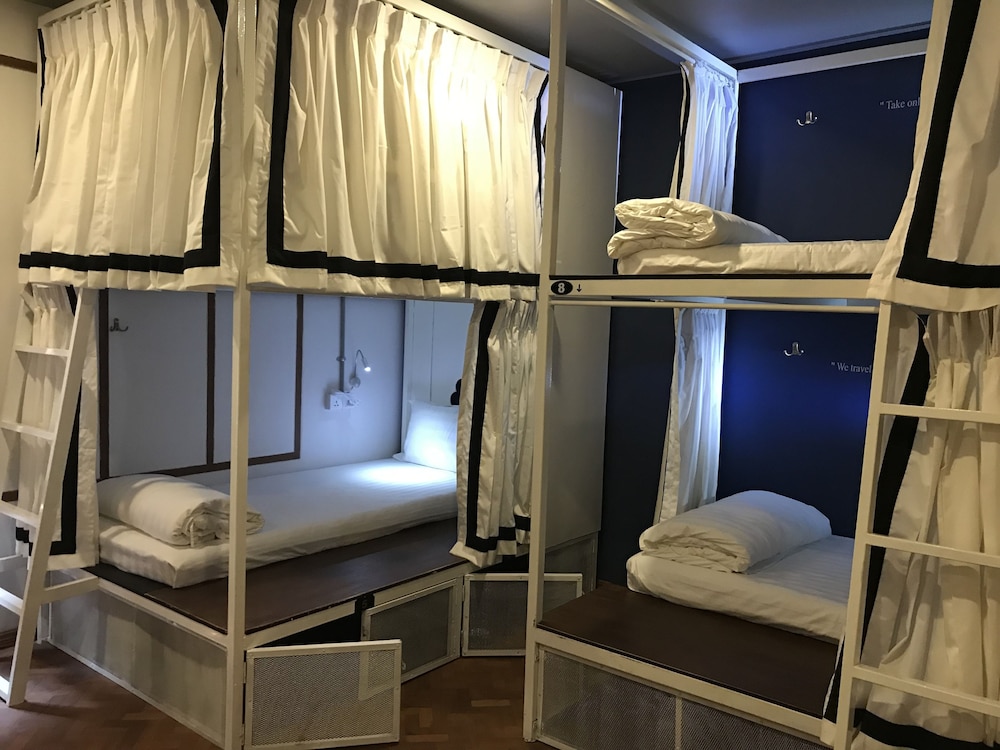 Shared Dormitory, Mixed Dorm, Shared Bathroom photo 3