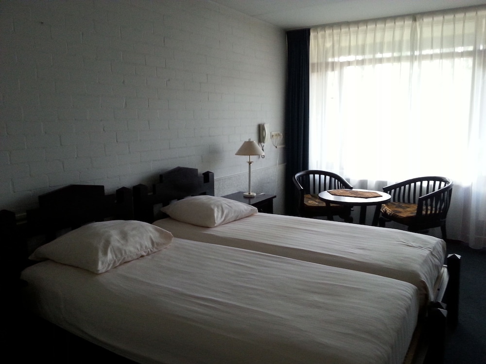Comfort Twin Room photo 3