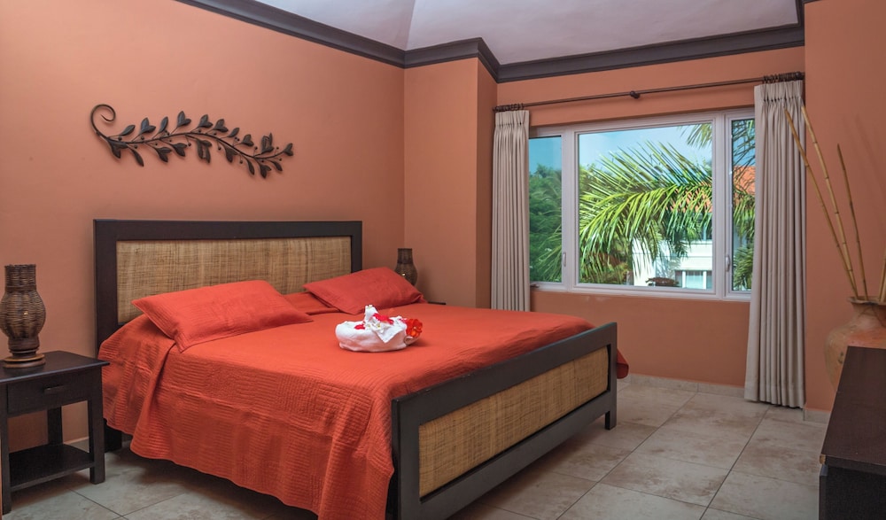 Premium Apartment, 2 Bedrooms, 2 Bathrooms, Pool View
