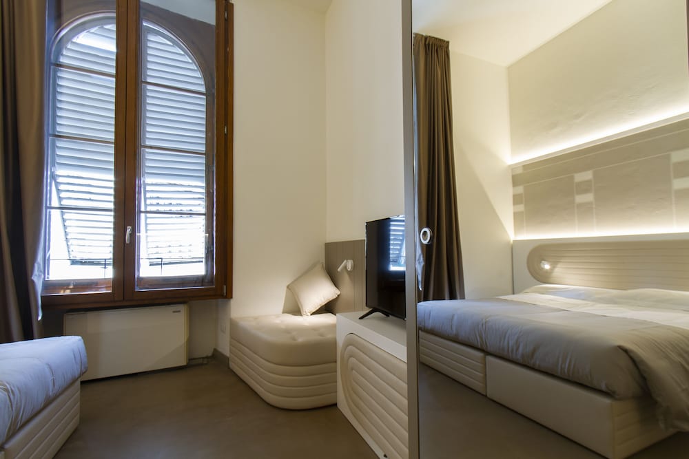Deluxe Suite (De Luxe 4+2 people) photo 2