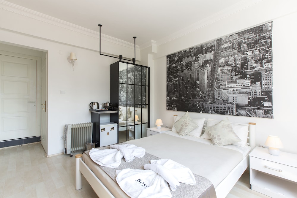 Elite Studio Suite photo 2