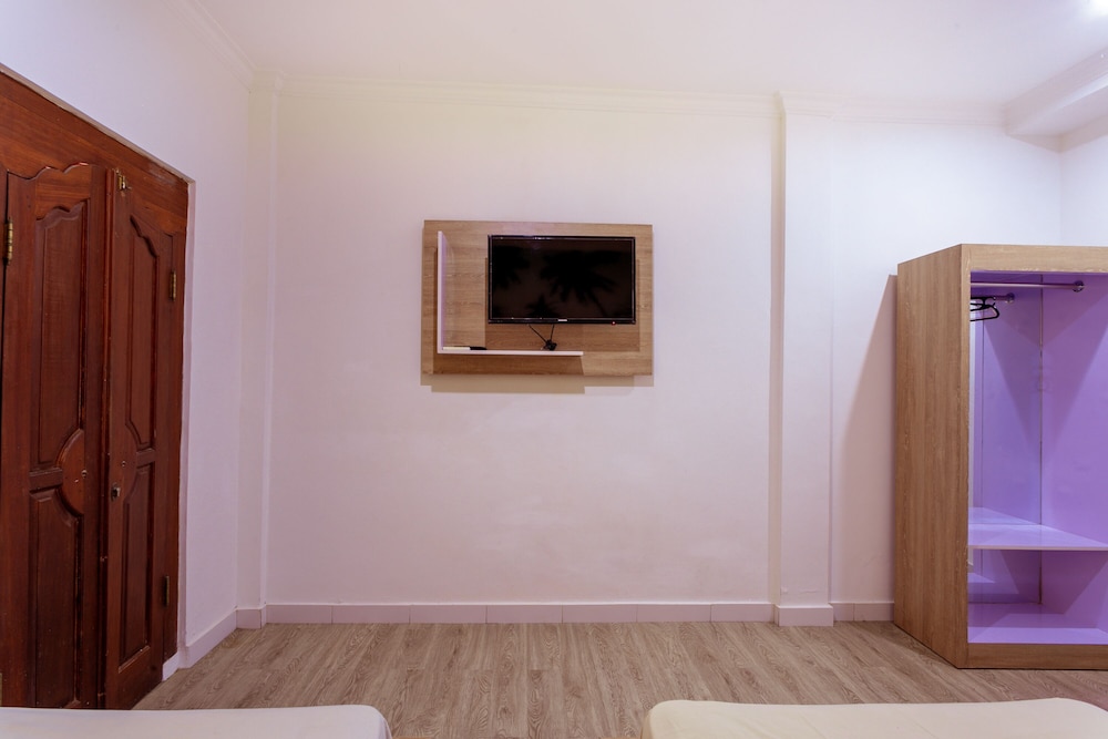 Standard Room with Fan photo 3