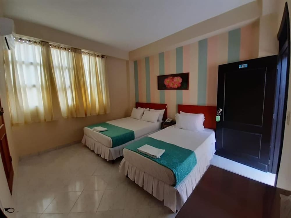 Superior Triple Room, Multiple Beds photo 2