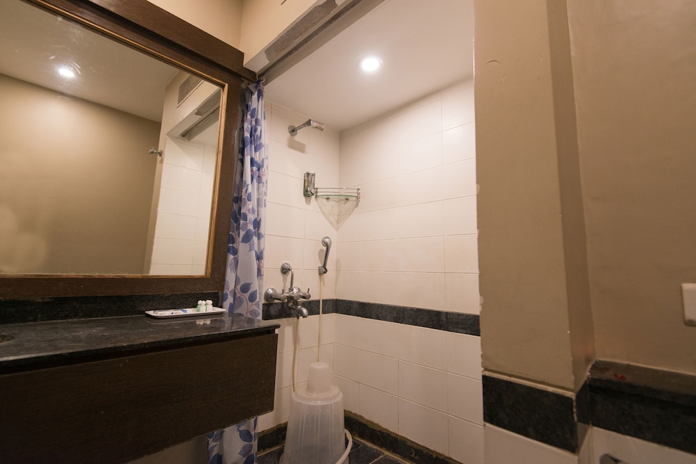 Premium Room, 1 Double Bed, Non Smoking photo 2