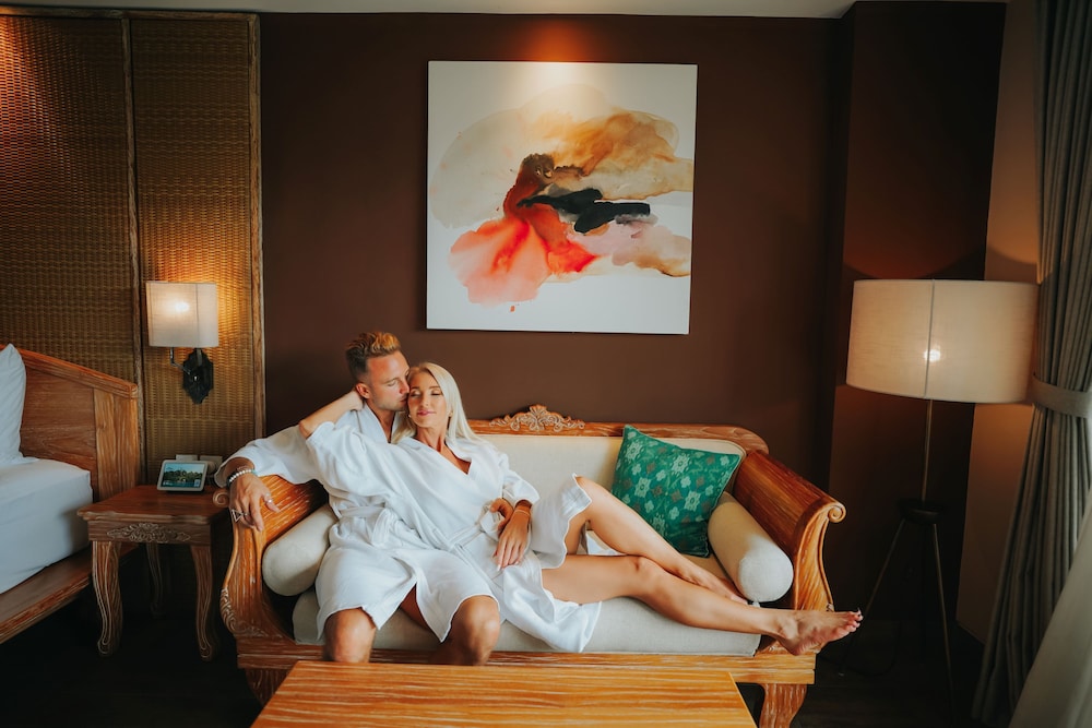 Venya Suite - Photo 8