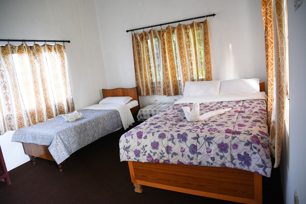 Deluxe Double Room, Private Bathroom, Garden View