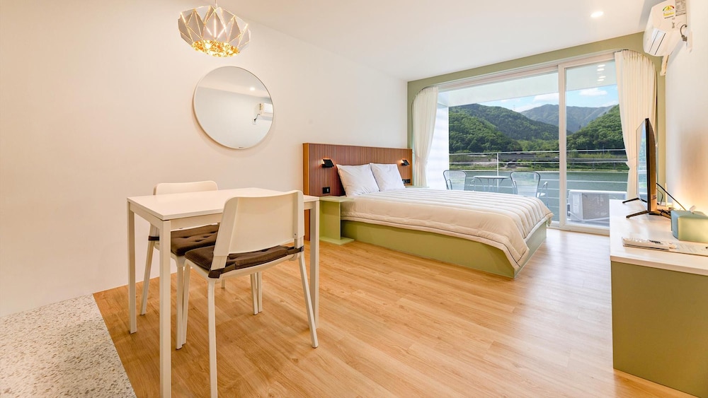 Basic Room, 1 Bedroom (Mint(River View)) - Photo 1