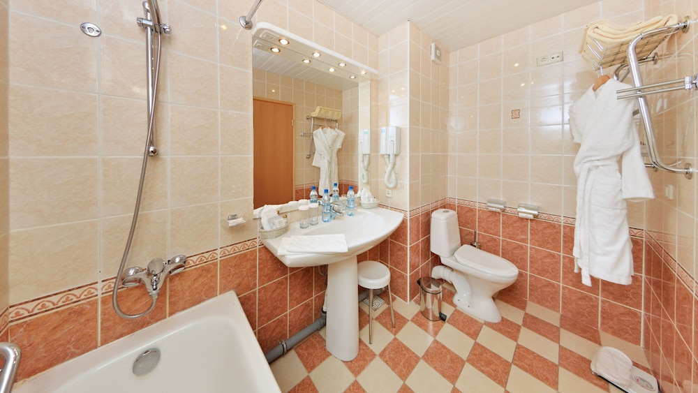 Standard Twin Room photo 2