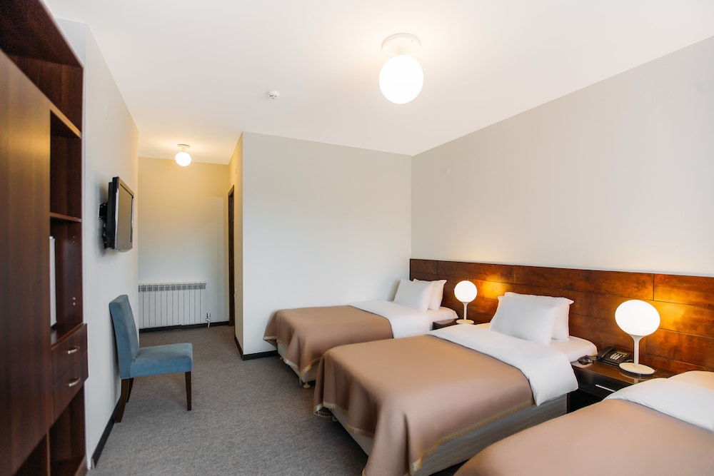 Triple Room, Balcony