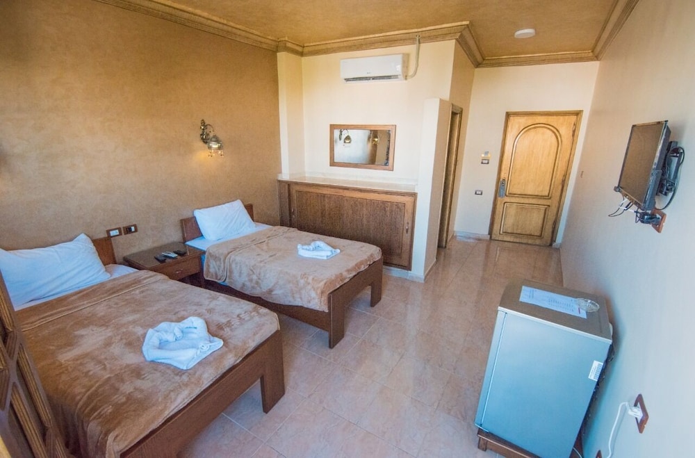 Standard Single Room, Balcony, Pool View