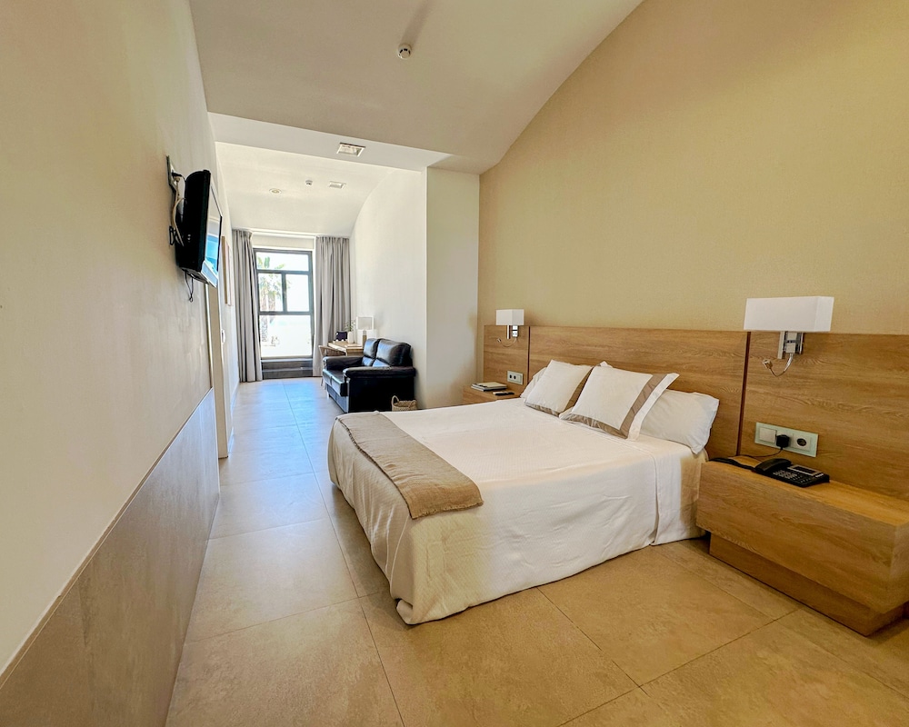 Junior Suite, Sea View - Photo 4