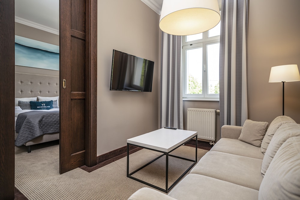 Deluxe Suite photo 2