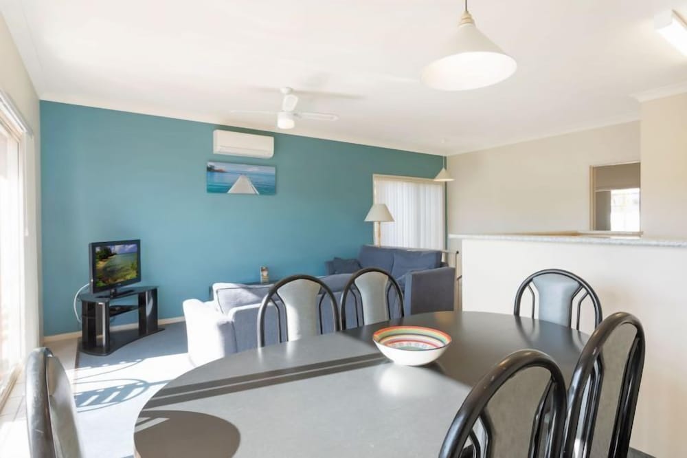 Standard Apartment, 3 Bedrooms photo 3