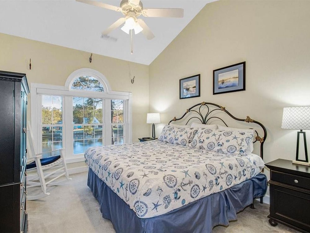 Appartamento Accogliente con Due Camere da Letto al Riverwalk At Arrowhead, Foto 9