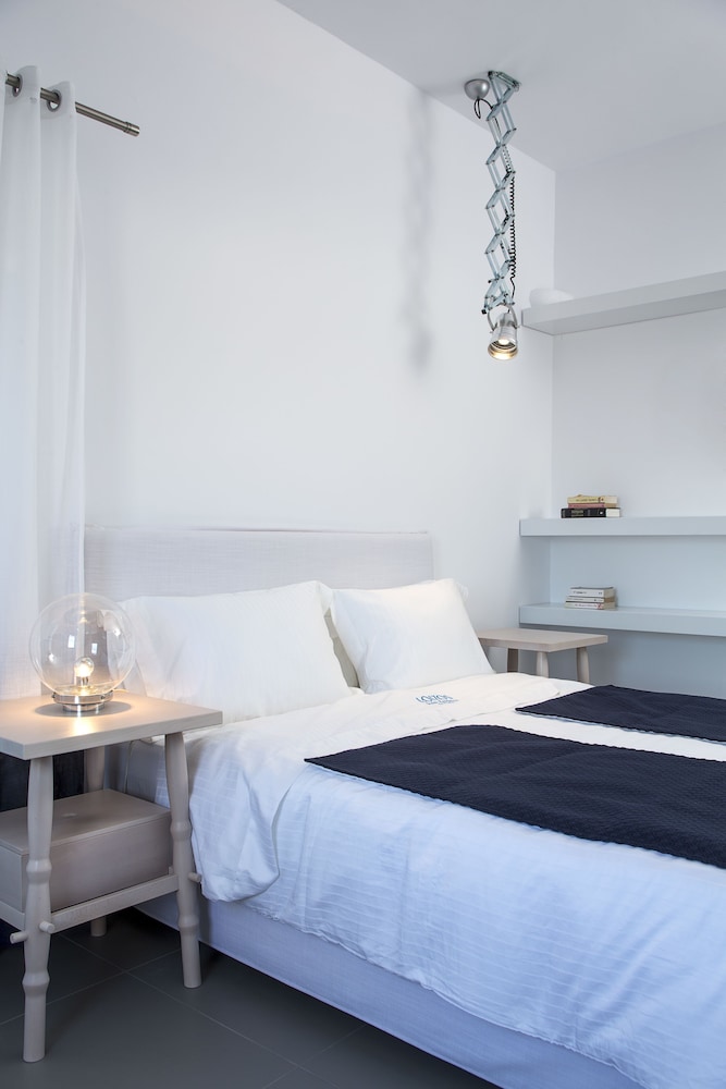 Honeymoon Room, Jetted Tub