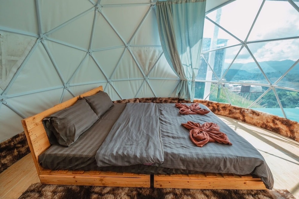 Standard Room, Balcony, Garden View