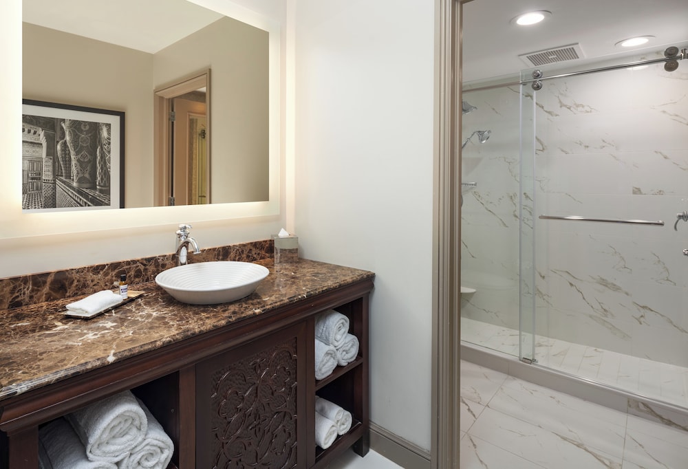 Room, 2 Double Beds, Accessible (Shower) photo 2