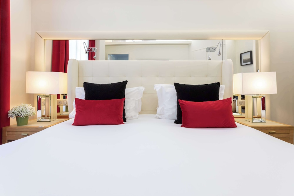 Room, 1 King Bed, Balcony