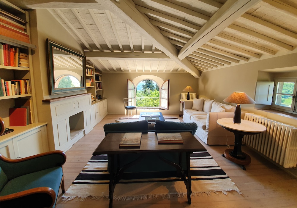 Panoramic Suite, Vineyard View