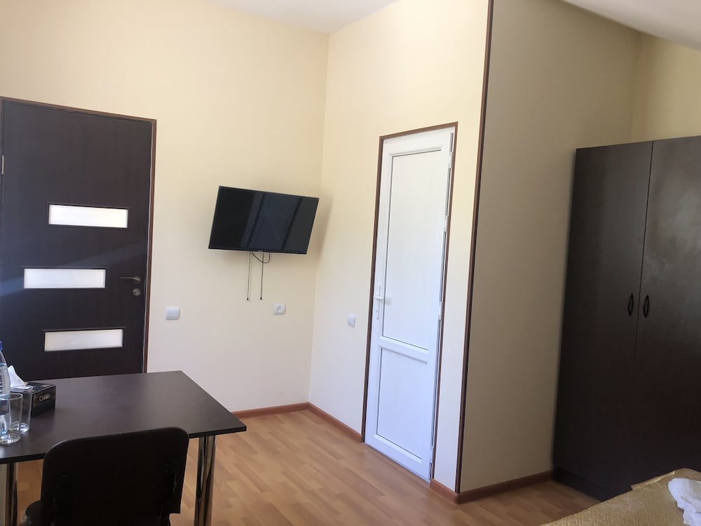Standard Double Room, Mountain View photo 3