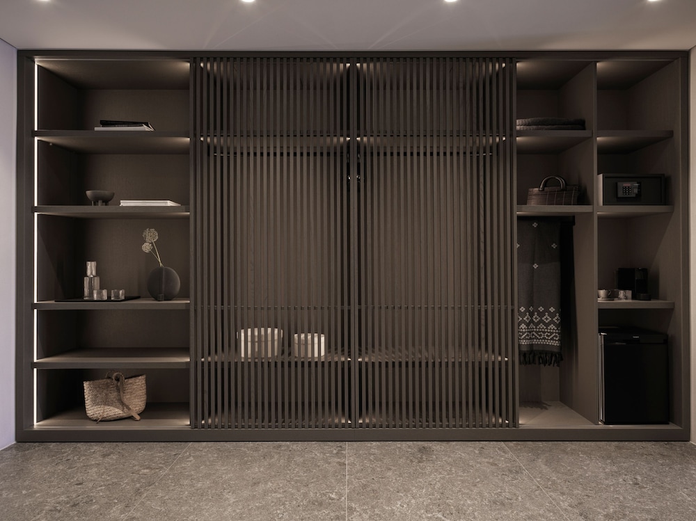 Premium Suite, Private Heated Pool, Sea View - Photo 7