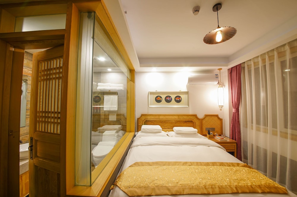 Exclusive Room