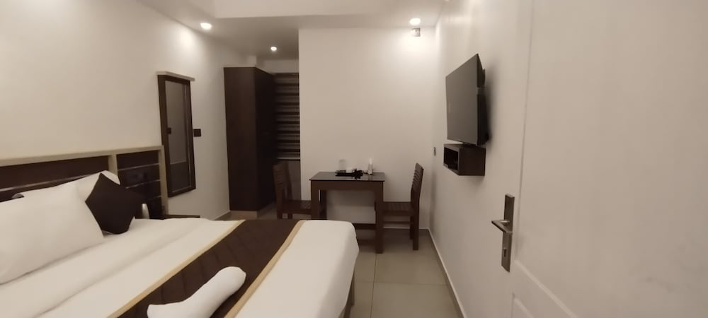 Economy Double Room photo 3