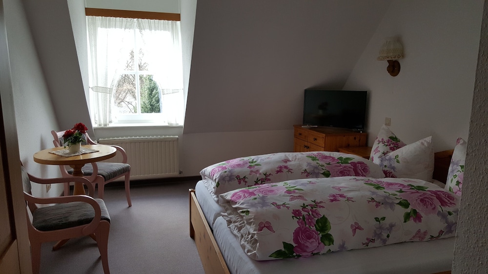Double Room photo 3