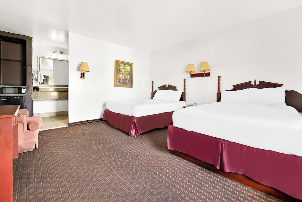 Double Room, Non Smoking photo 3