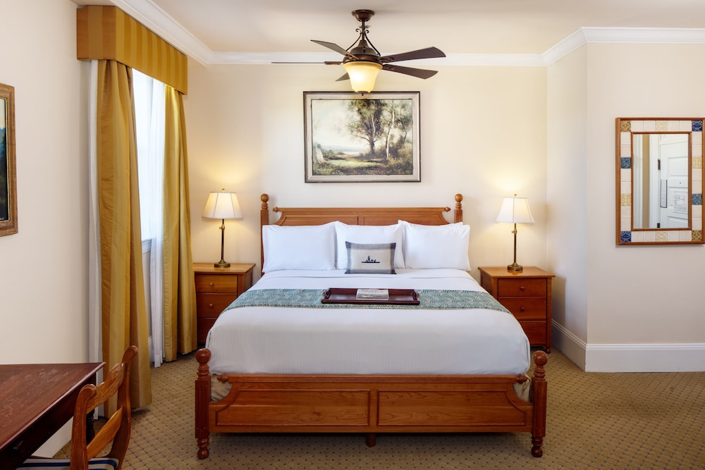 Junior Suite, 1 King Bed - Photo 1