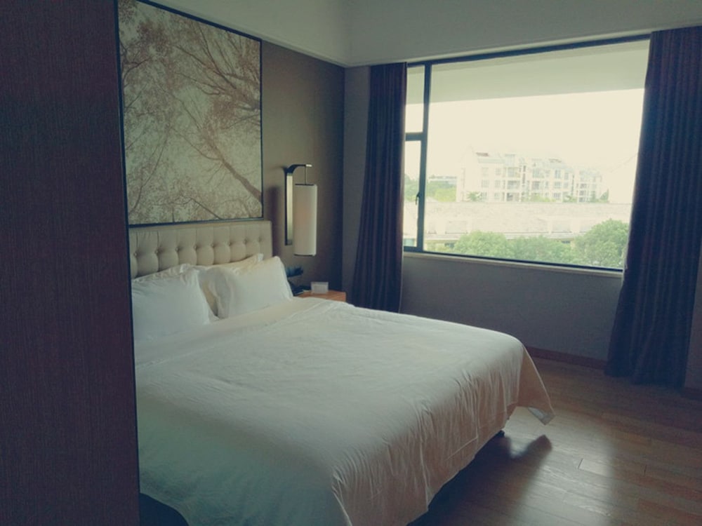 Garden View Suite photo 1