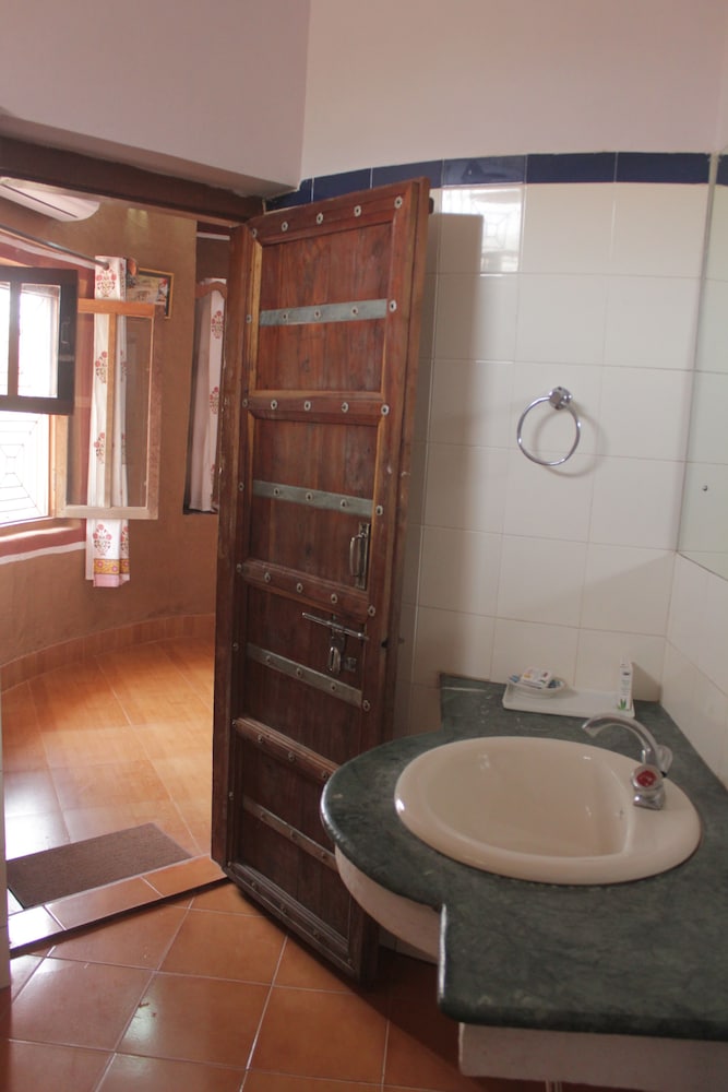 Ethnic Room photo 2