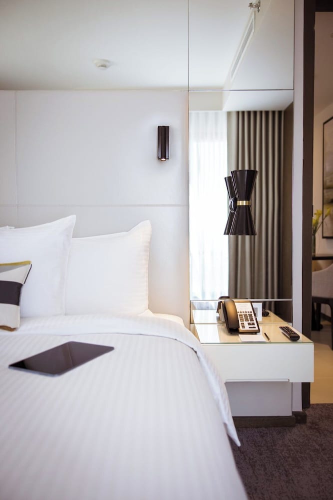 Family Room, Multiple Beds - Photo 7