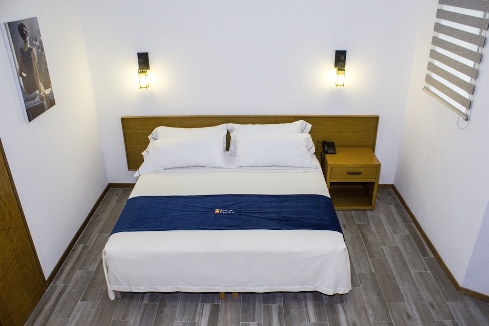 Standard Room, 1 King Bed