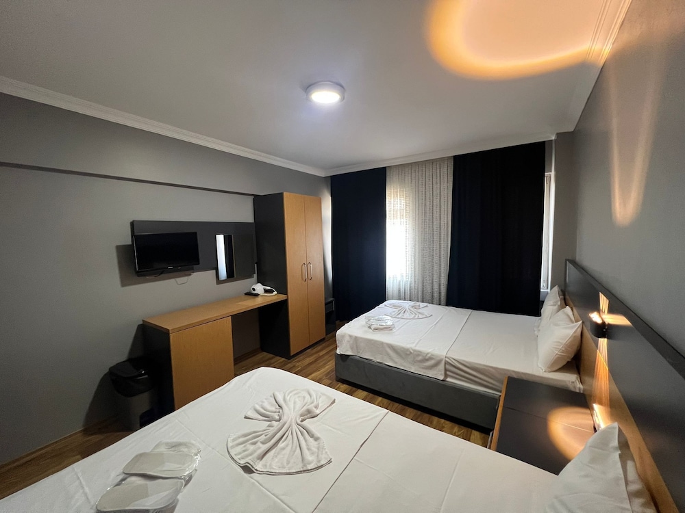 Deluxe Quadruple Room photo 3