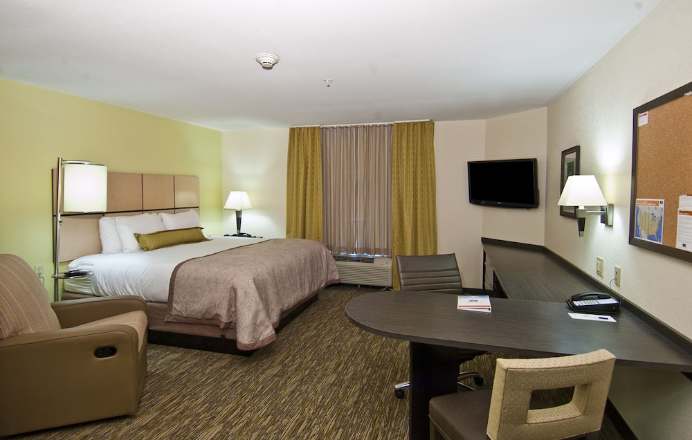 Studio Suite, 1 King Bed, Accessible (Mobility,Tub) photo 1