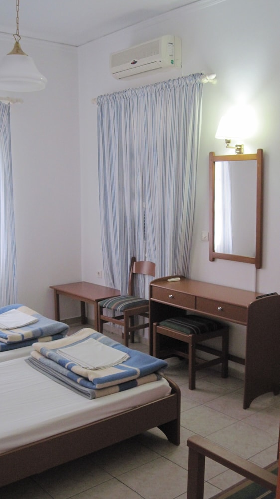 Family Apartment, 2 Bedrooms, Kitchenette, Sea View - Photo 19