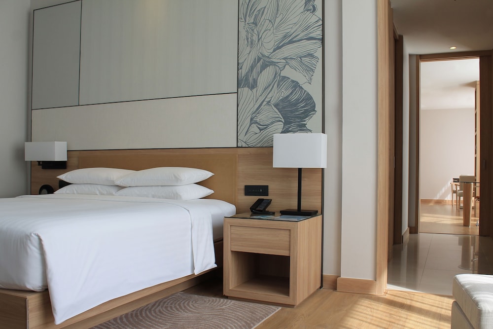 Suite, 1 Bedroom, Corner