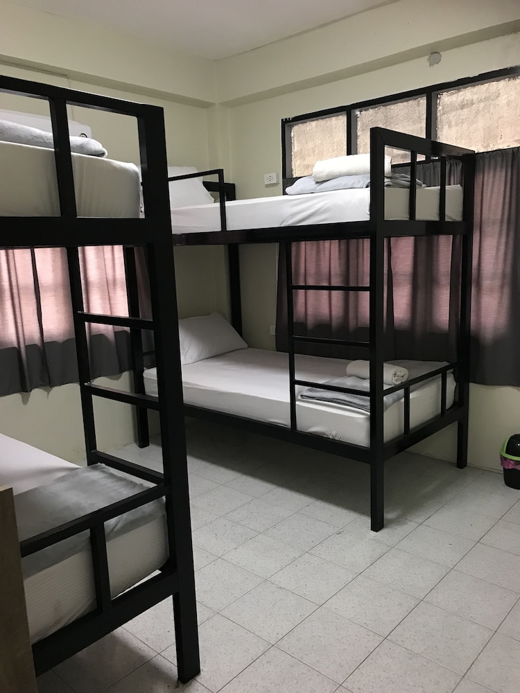 Comfort Shared Dormitory, Mixed