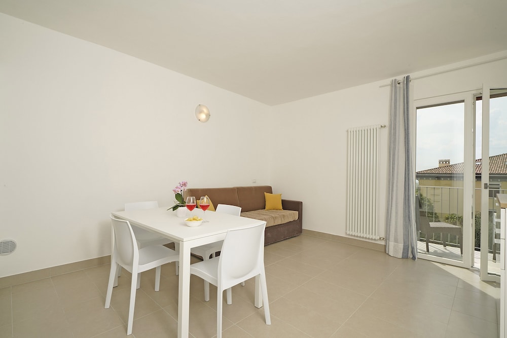 Comfort Apartment photo 3