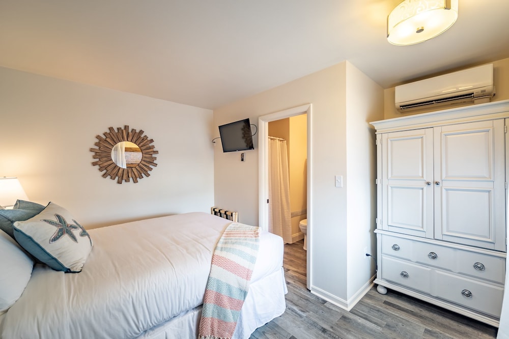 Cottage Queen - Photo 1