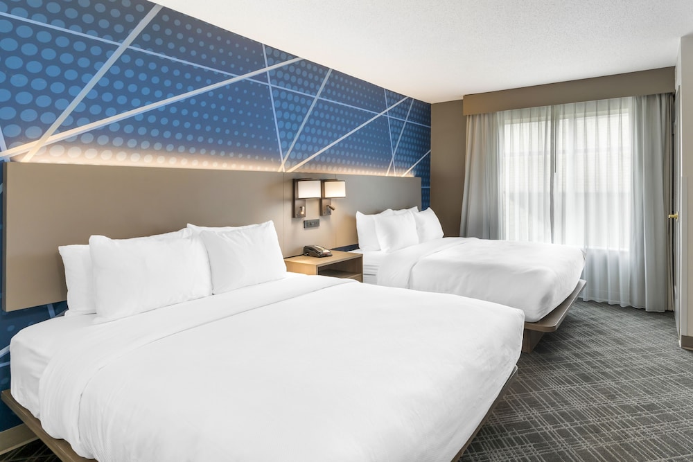 Suite, Multiple Beds, Non Smoking - Photo 4
