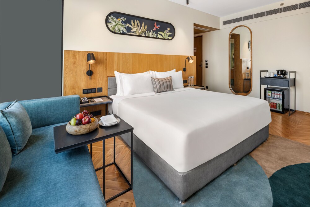 Club Room, 1 King Bed
