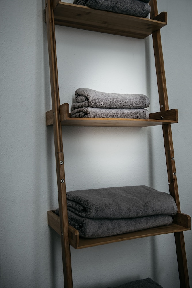 Apartment (Urban Jungle) photo 3
